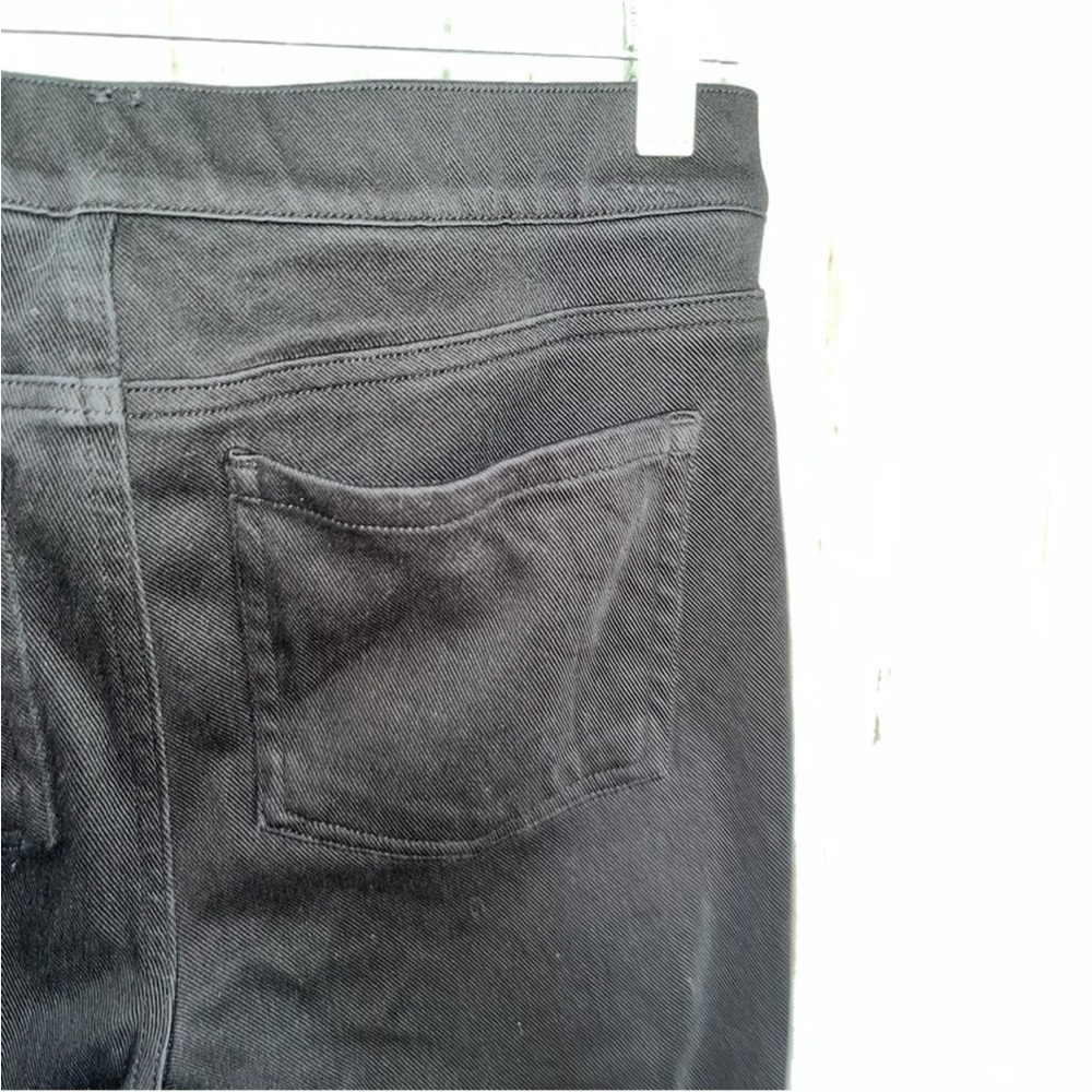 Spanx Black Faux Jeans With Back Pockets - Picture 4 of 5